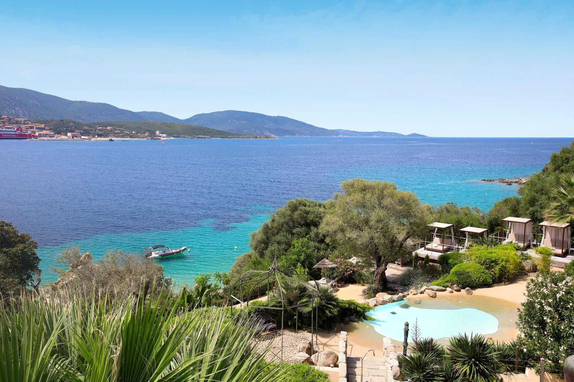 Marinca & Hotel